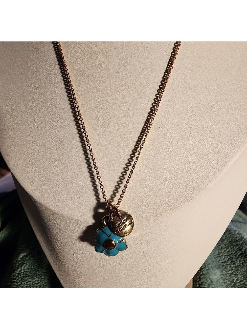 Juicy Couture necklace, blue flower with gemstones 18"+4" - Picture 4 of 5